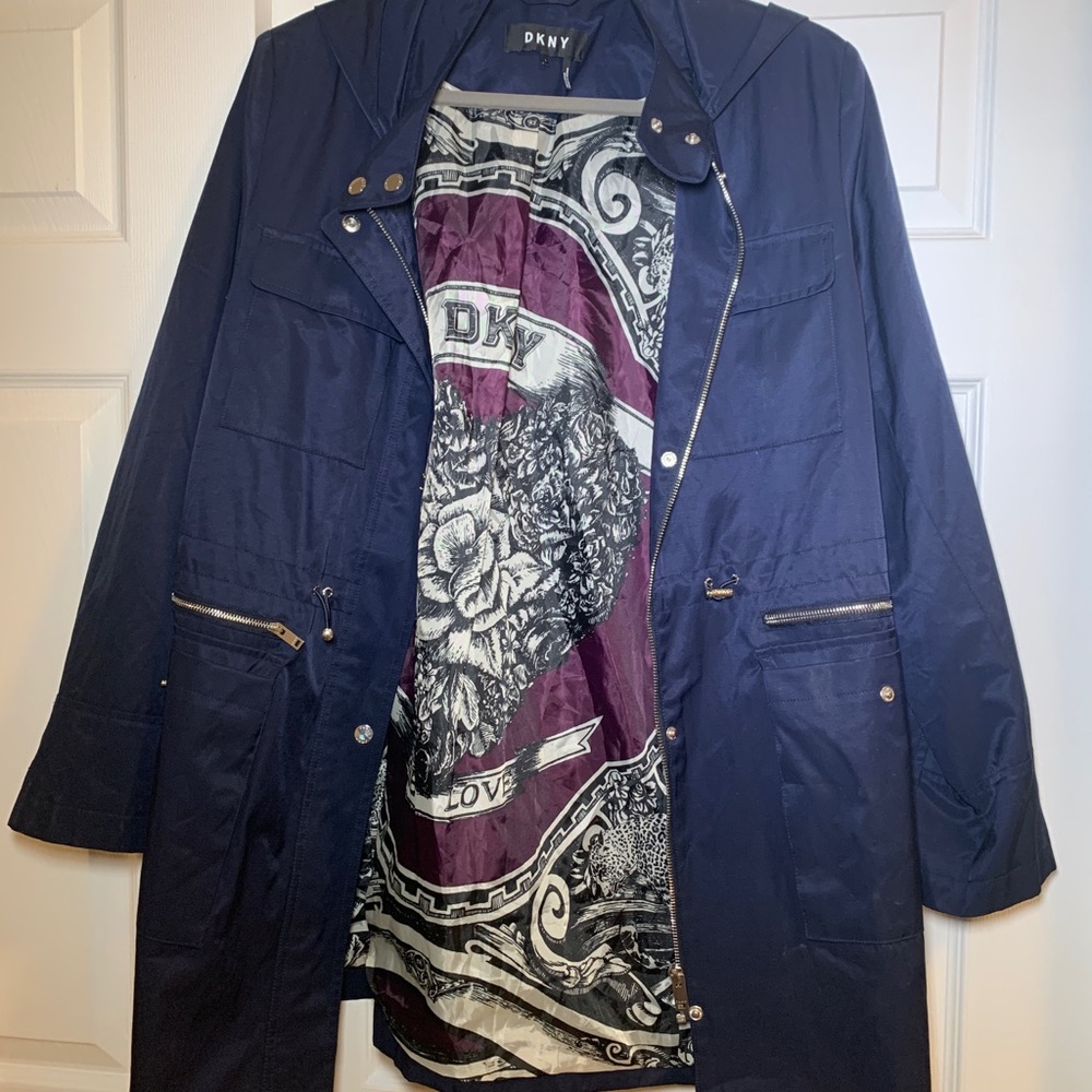 *New* Navy blue DKNY water resistant jacket